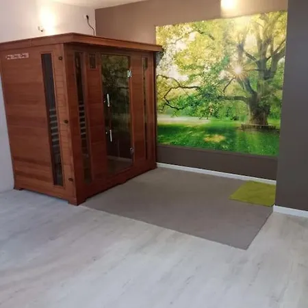Gascogne, Rose Boreal Apartment